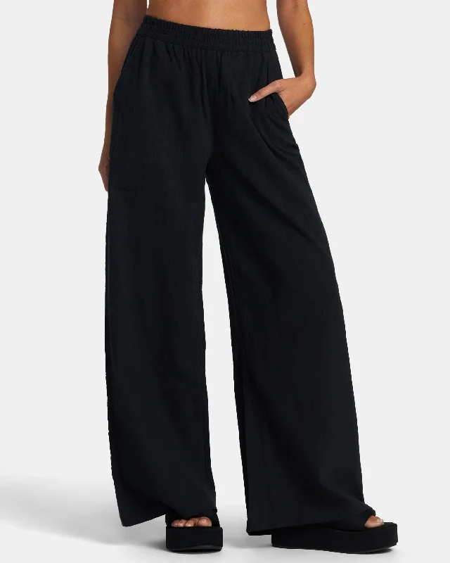 women's high-neck pencil dress -women's cropped chino pants -New Yume Beach Pants - Rvca Black