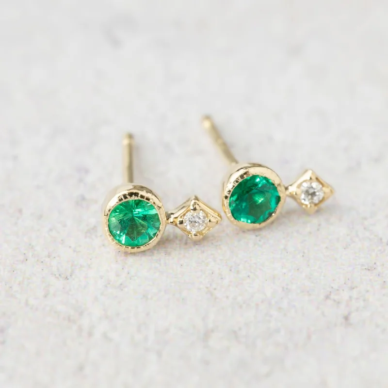 women's asymmetrical pearl earrings -Moon & Star Studs - Emerald